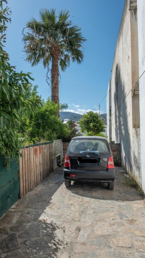 Elounda Square Home Экстерьер фото